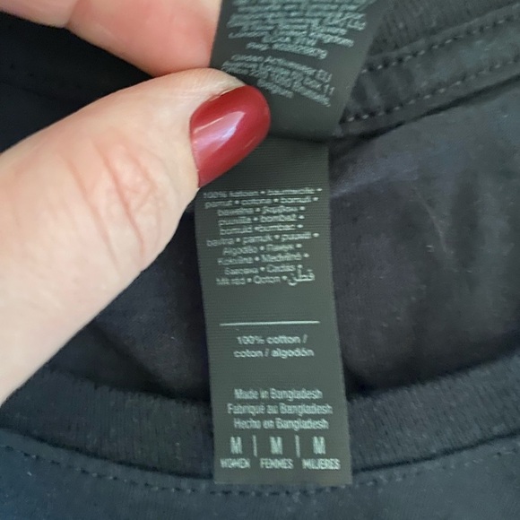 Women’s Toy Story Black 'Mommy of the Birthday Boy'  Tee size medium - Picture 4 of 4